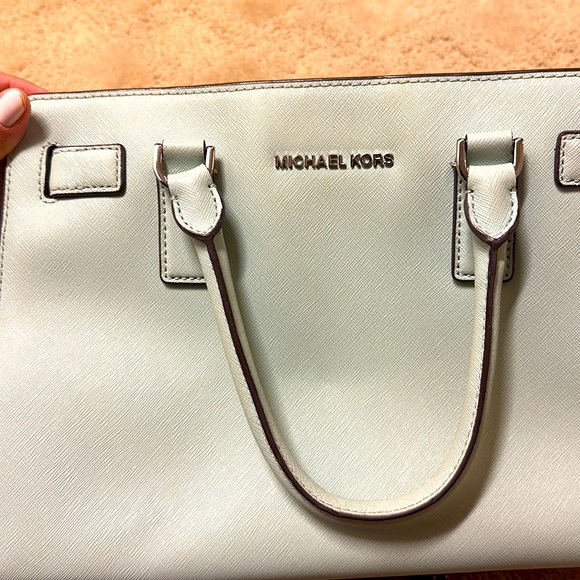 Michael Kors brand new leather bag - Picture 4 of 7